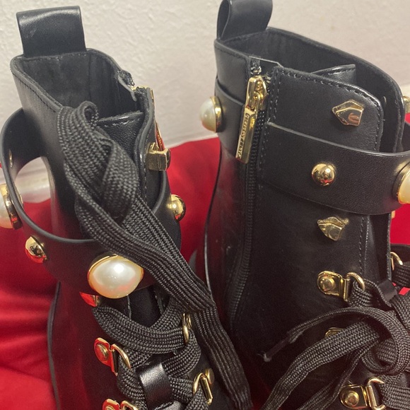 Perry lace up booties - Picture 2 of 11